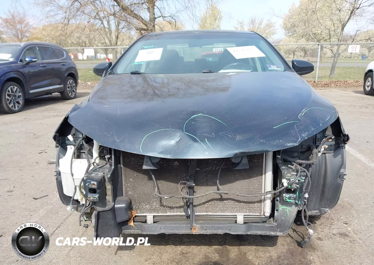 2015 Toyota Camry Le VIN:4T1BF1FK4FU920829 - 6