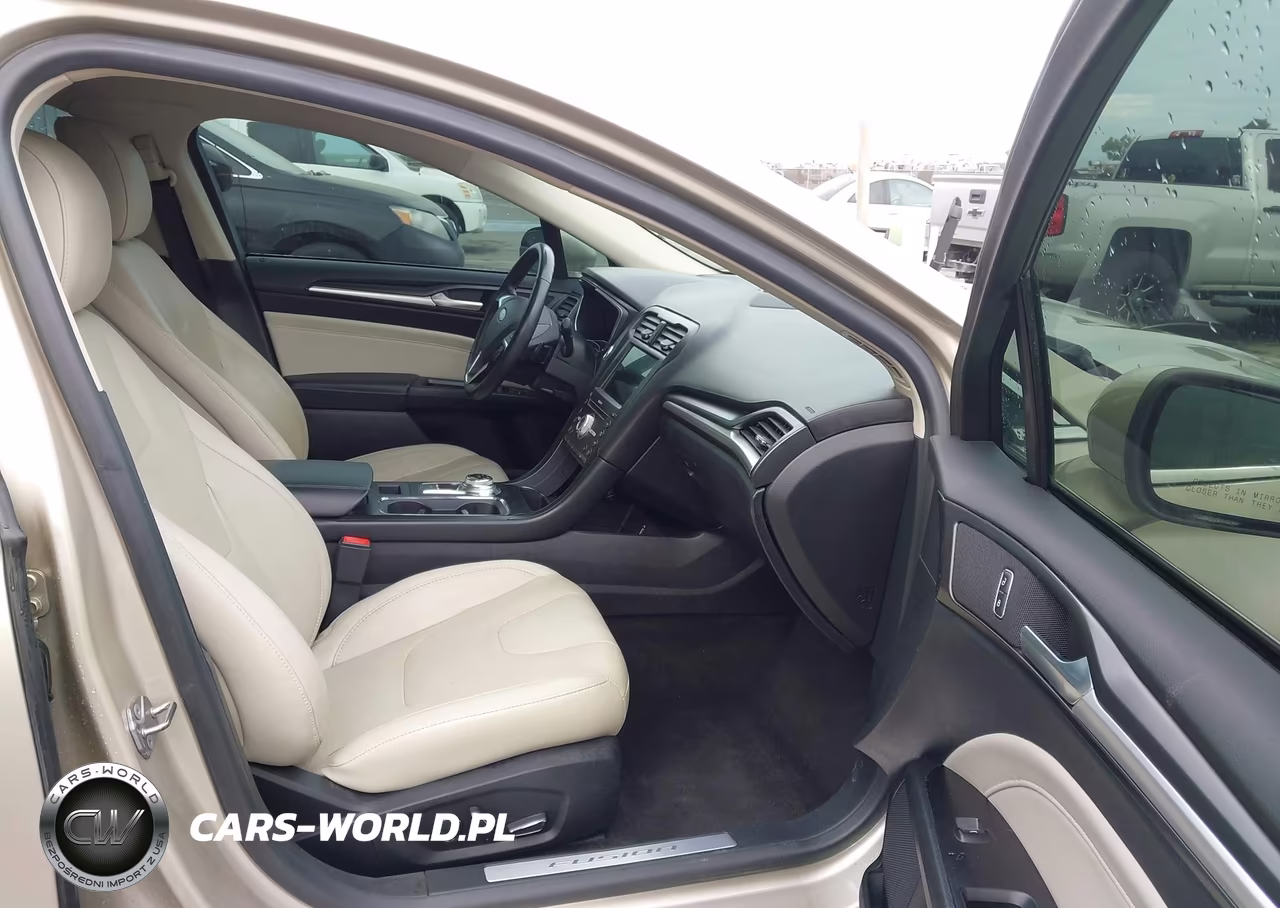 2018 Ford Fusion Titanium VIN:3FA6P0D99JR168645 - 5
