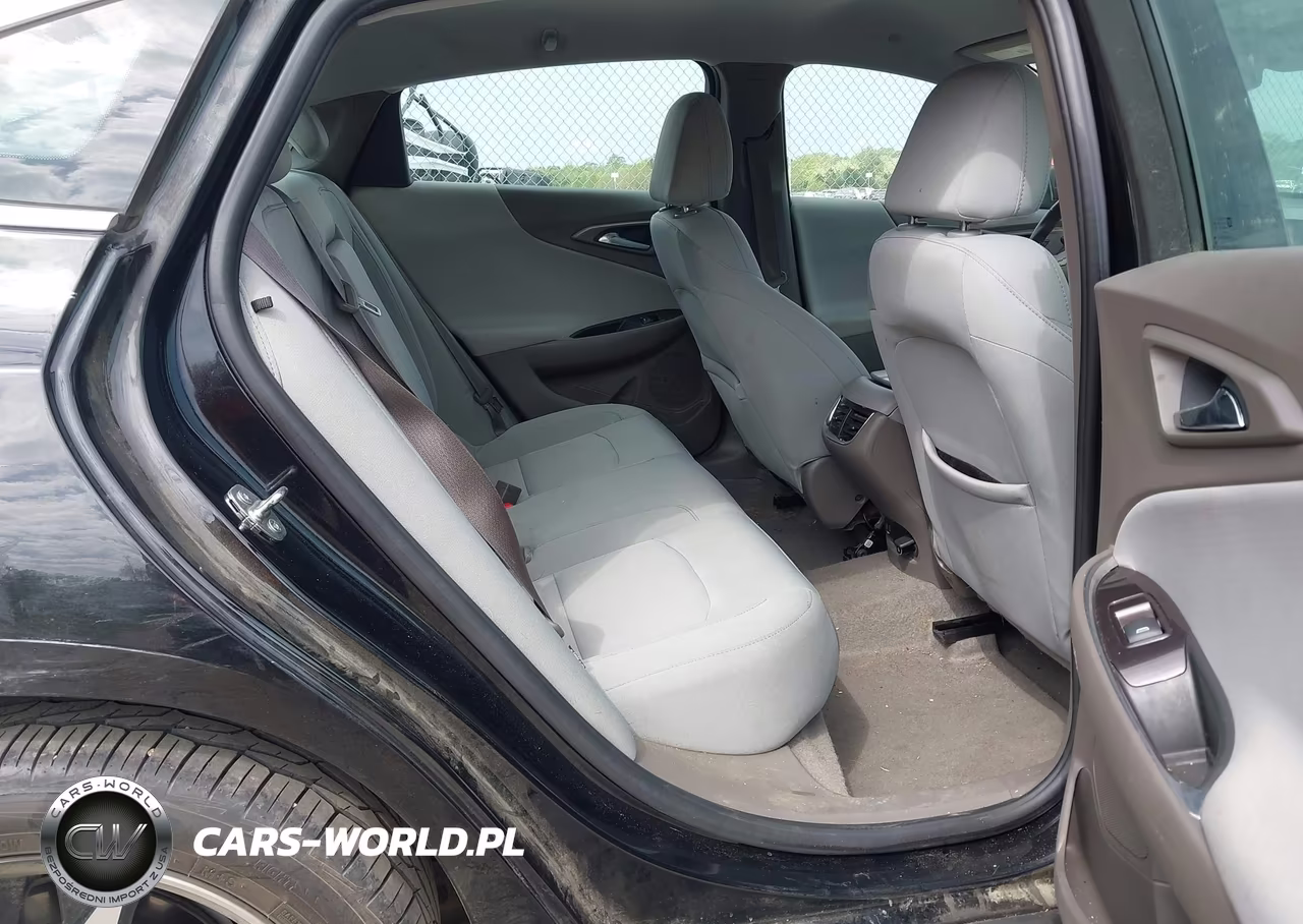 2018 Chevrolet Malibu Lt VIN:1G1ZD5ST7JF277350 - 8