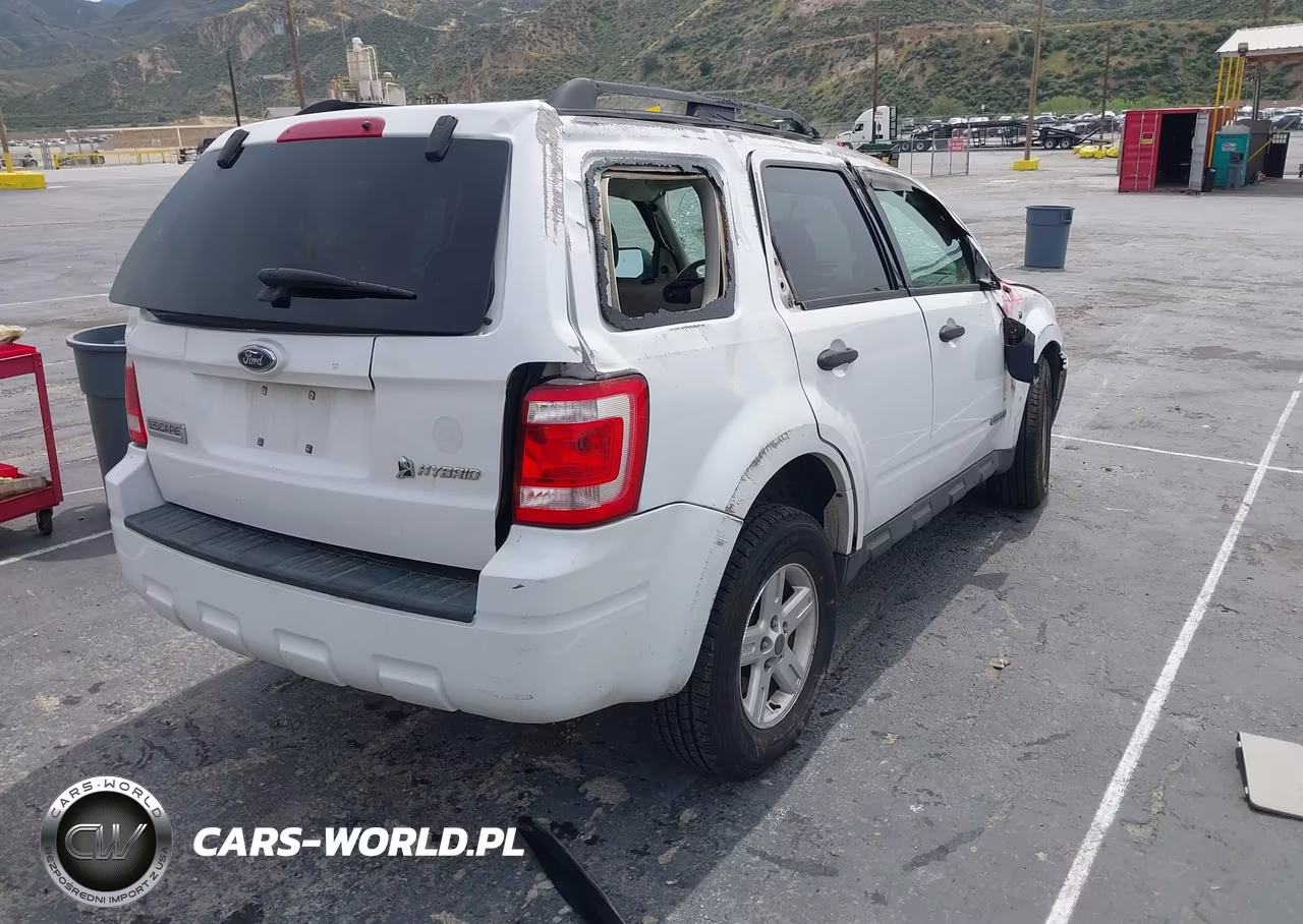 2008 Ford Escape Hybrid VIN:1FMCU59H88KA42628 - 4