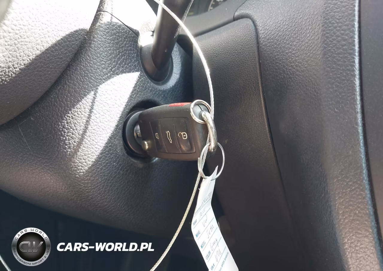 2011 Volkswagen Jetta 2.0L S VIN:3VW2K7AJ9BM066711 - 11