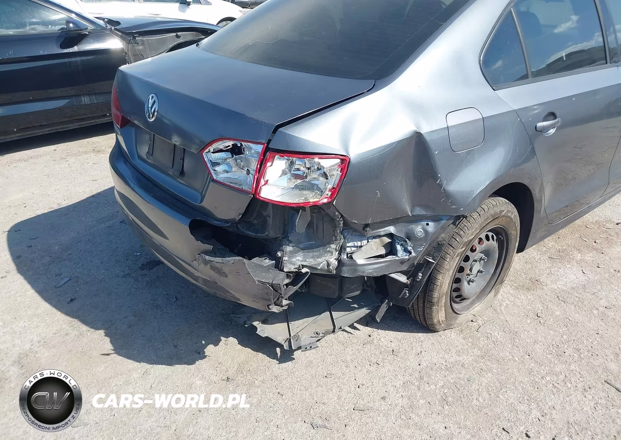 2011 Volkswagen Jetta 2.0L S VIN:3VW2K7AJ9BM066711 - 6