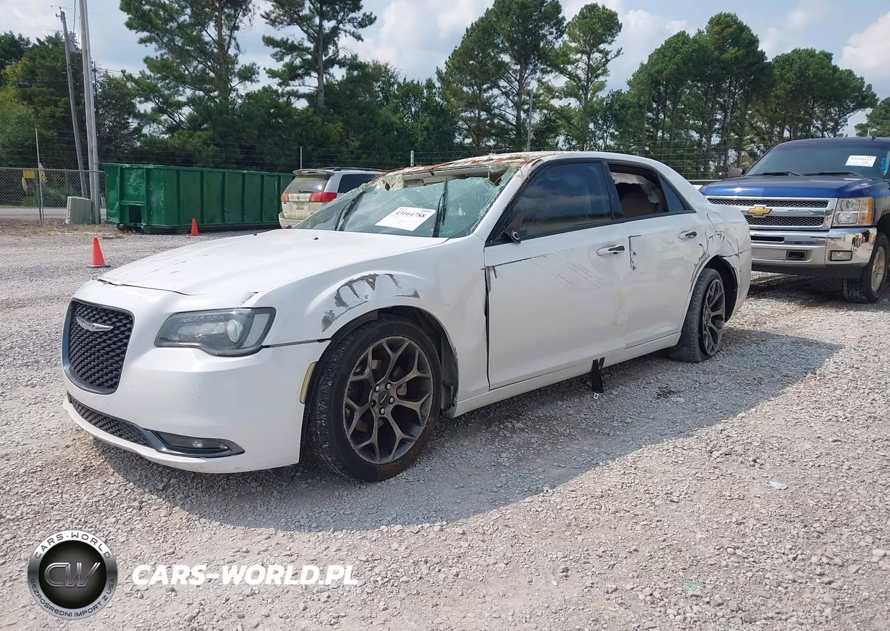2018 Chrysler 300 Touring VIN:2C3CCAAG5JH293367 - 2