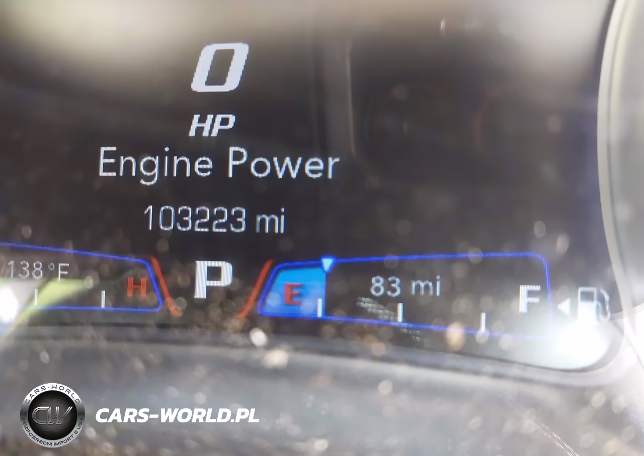 2018 Chrysler 300 Touring VIN:2C3CCAAG5JH293367 - 7
