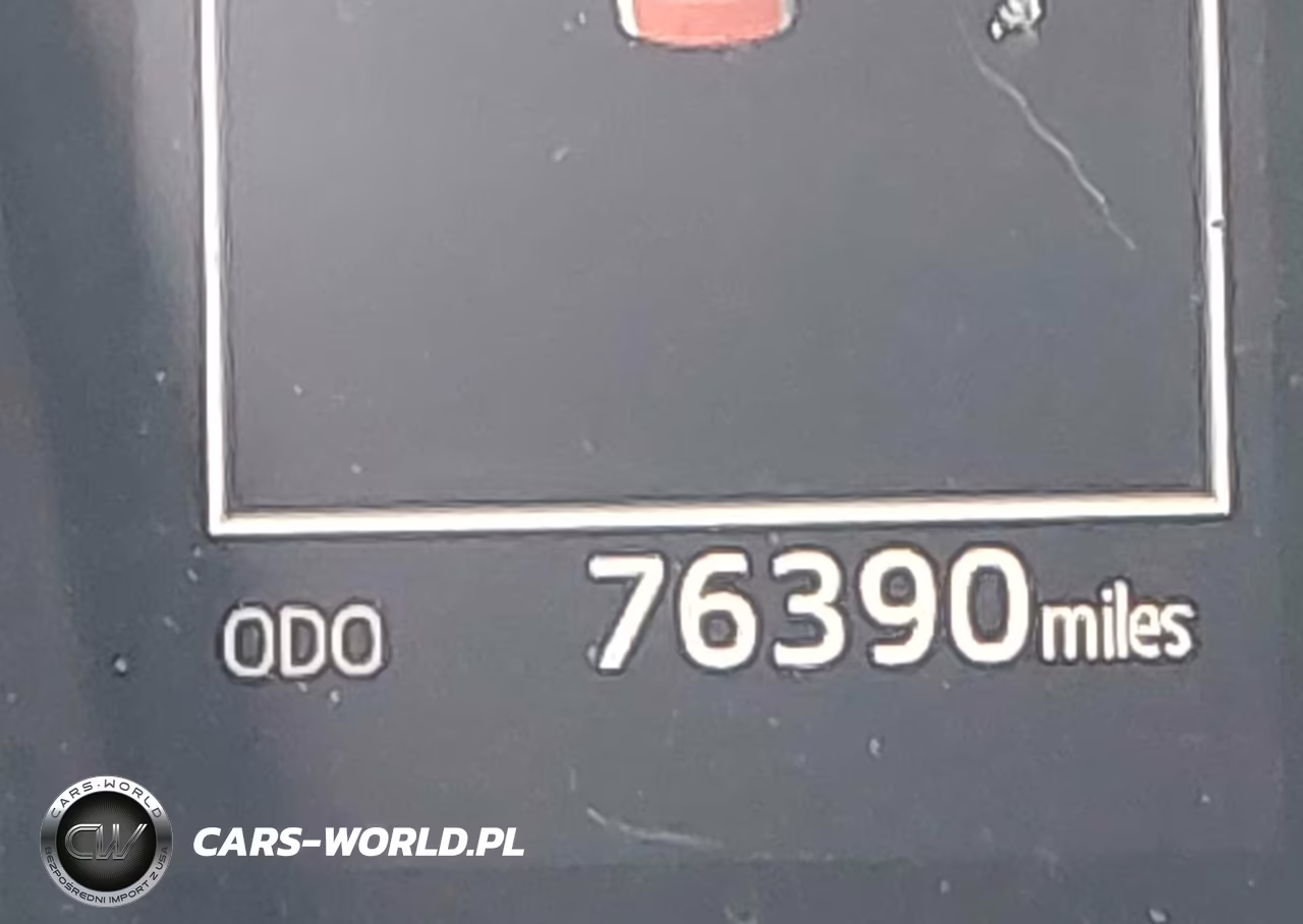 2019 Toyota Camry Le VIN:4T1B11HKXKU263380 - 15