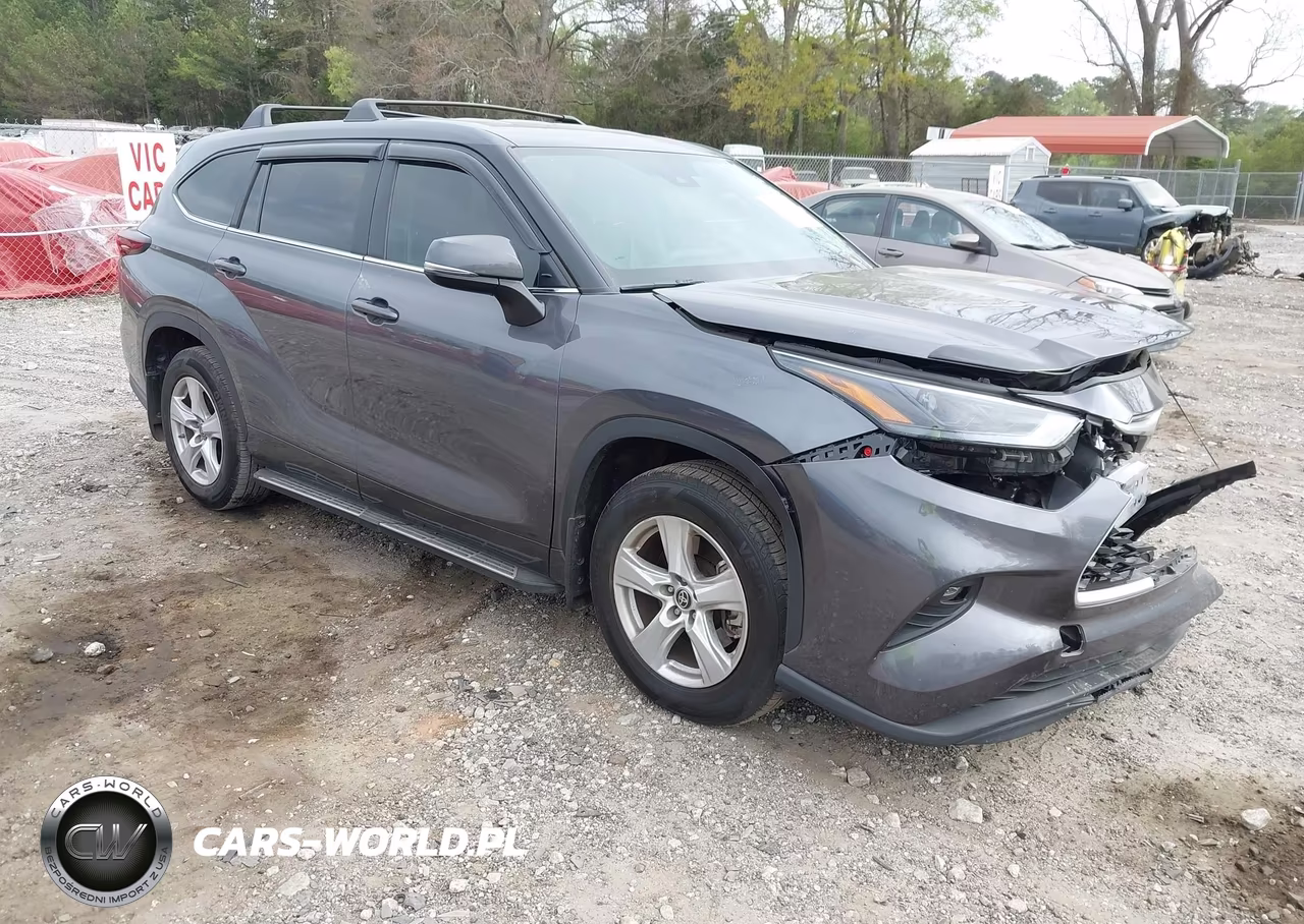 2024 Toyota Highlander Le