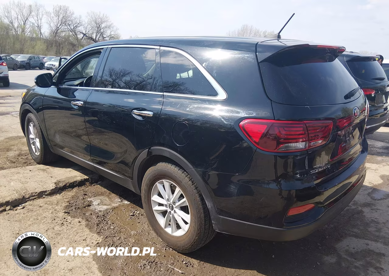 2019 Kia Sorento 2.4L L VIN:5XYPG4A38KG536699 - 3