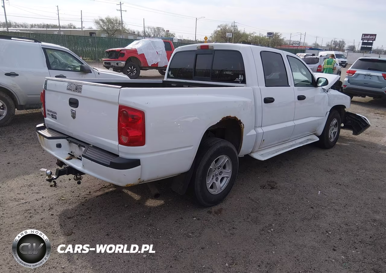 2007 Dodge Dakota Slt VIN:1D7HE48K37S181150 - 4