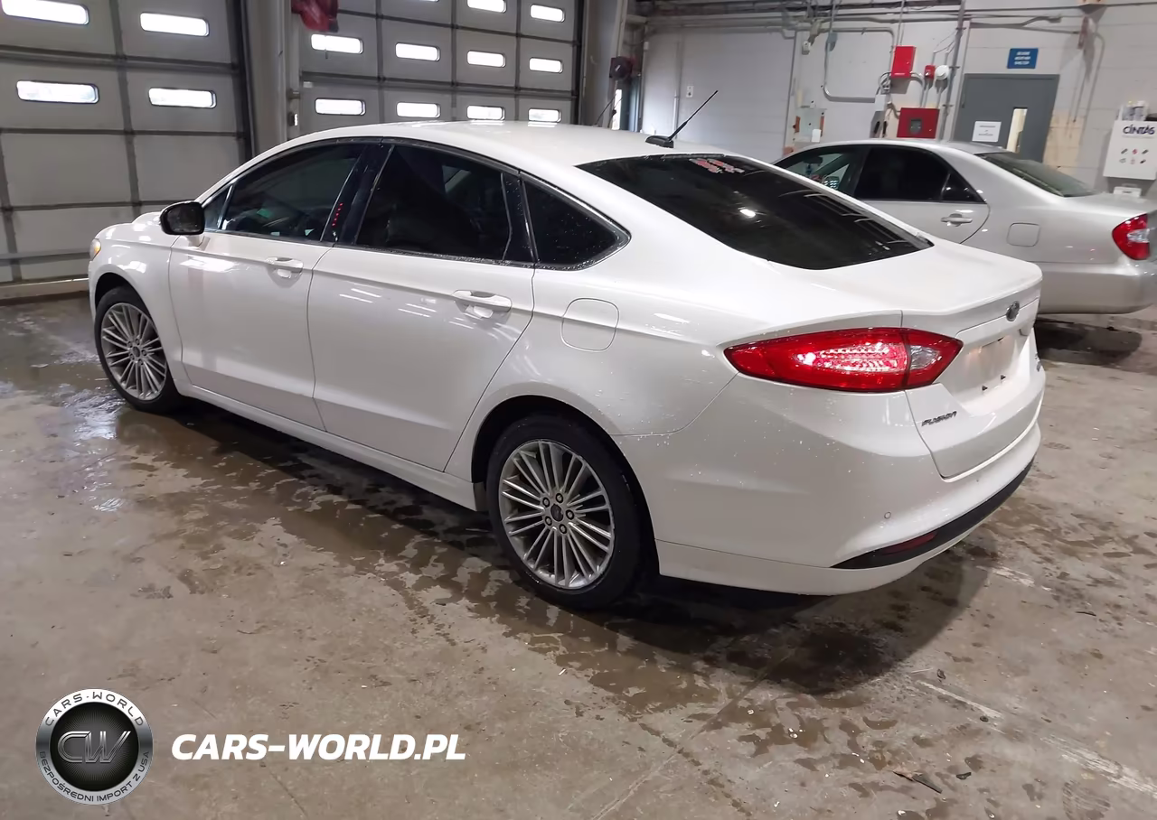 2014 Ford Fusion Se VIN:3FA6P0HD2ER315537 - 3