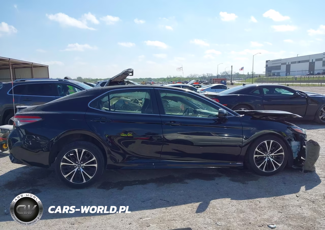 2018 Toyota Camry Se VIN:JTNB11HK1J3002109 - 14