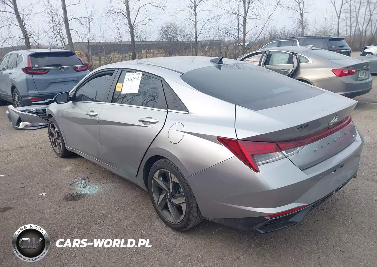 2022 Hyundai Elantra Limited VIN:5NPLP4AG9NH065368 - 3