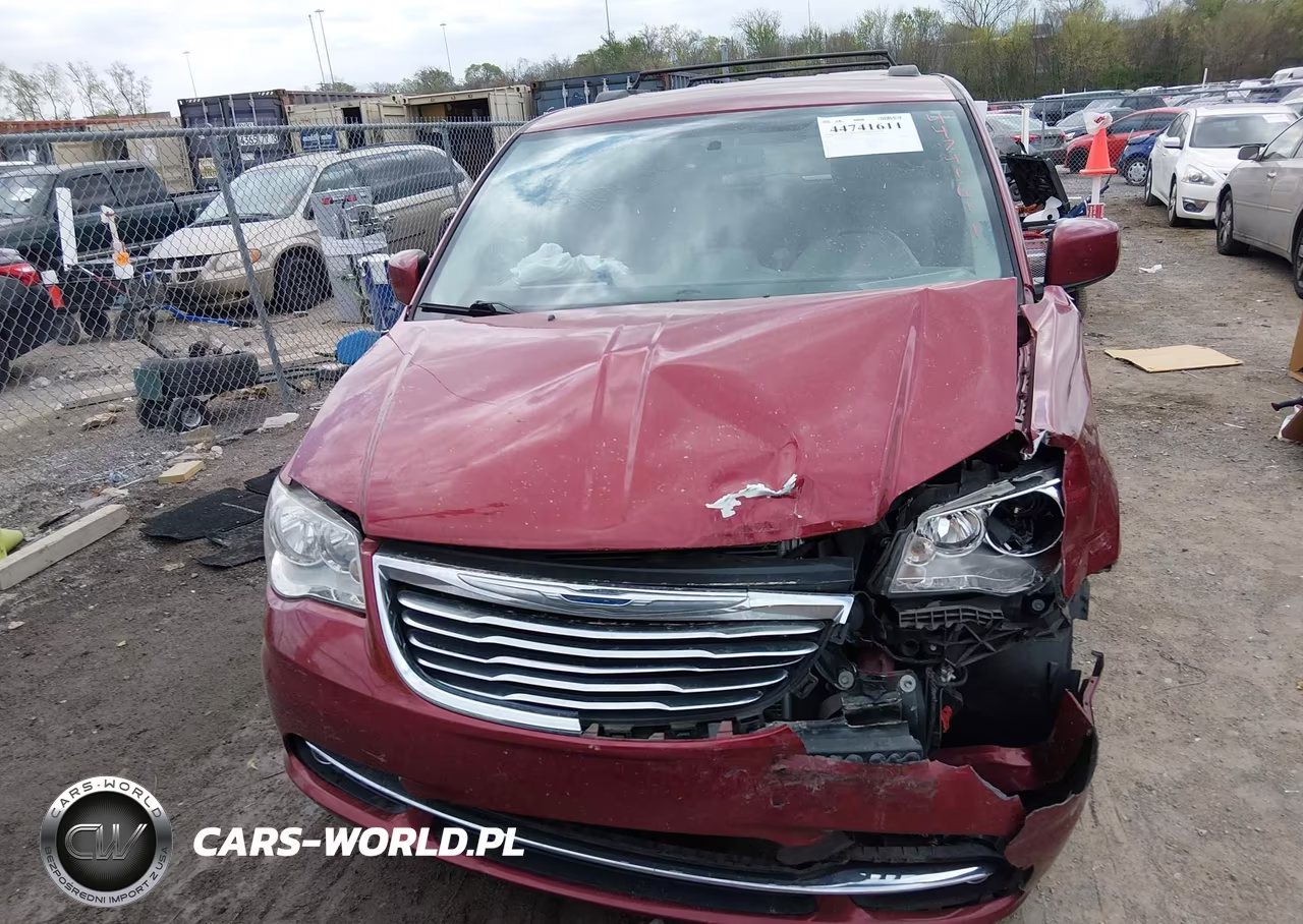 2015 Chrysler Town & Country Touring VIN:2C4RC1BG5FR563039 - 11