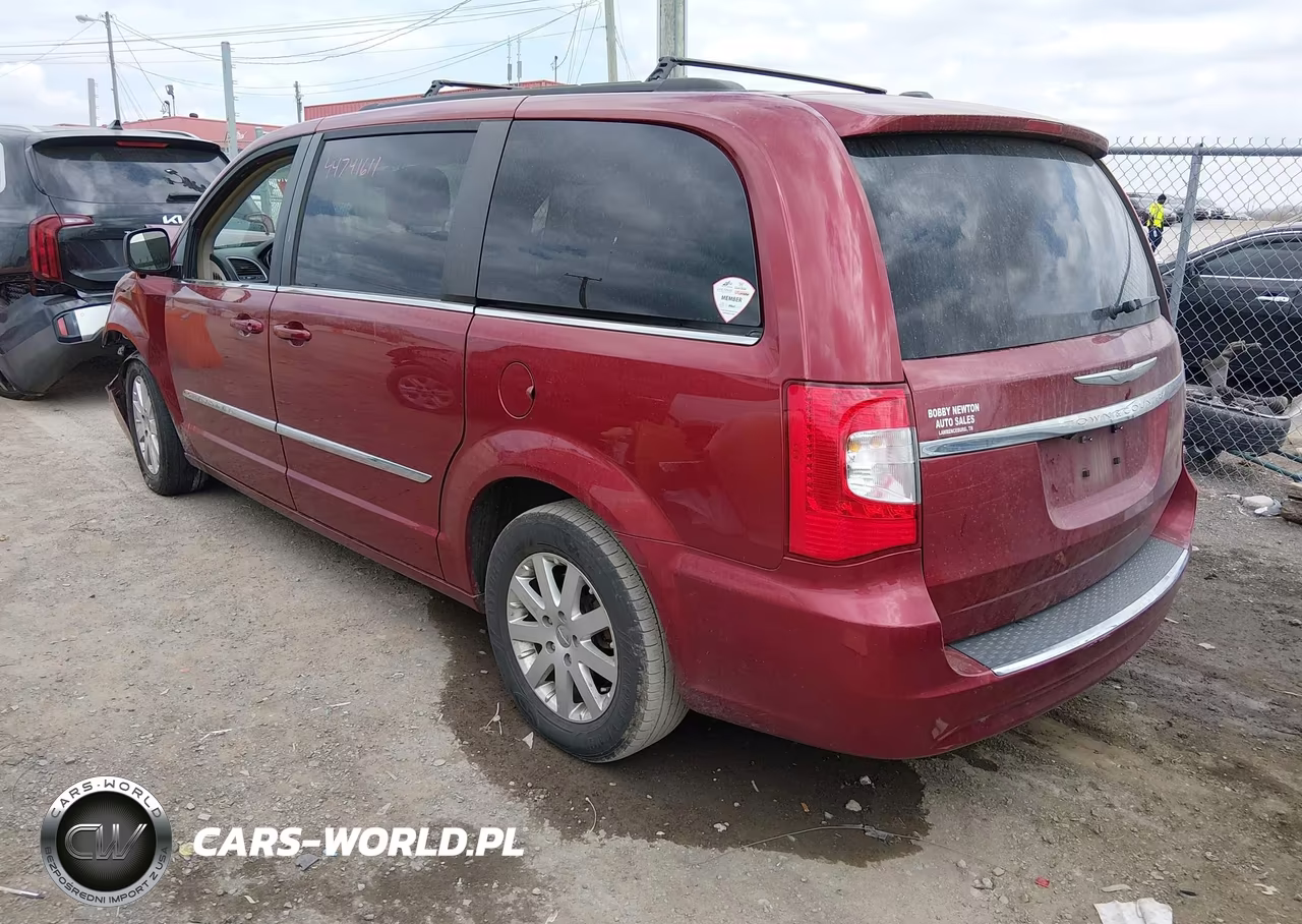2015 Chrysler Town & Country Touring VIN:2C4RC1BG5FR563039 - 3