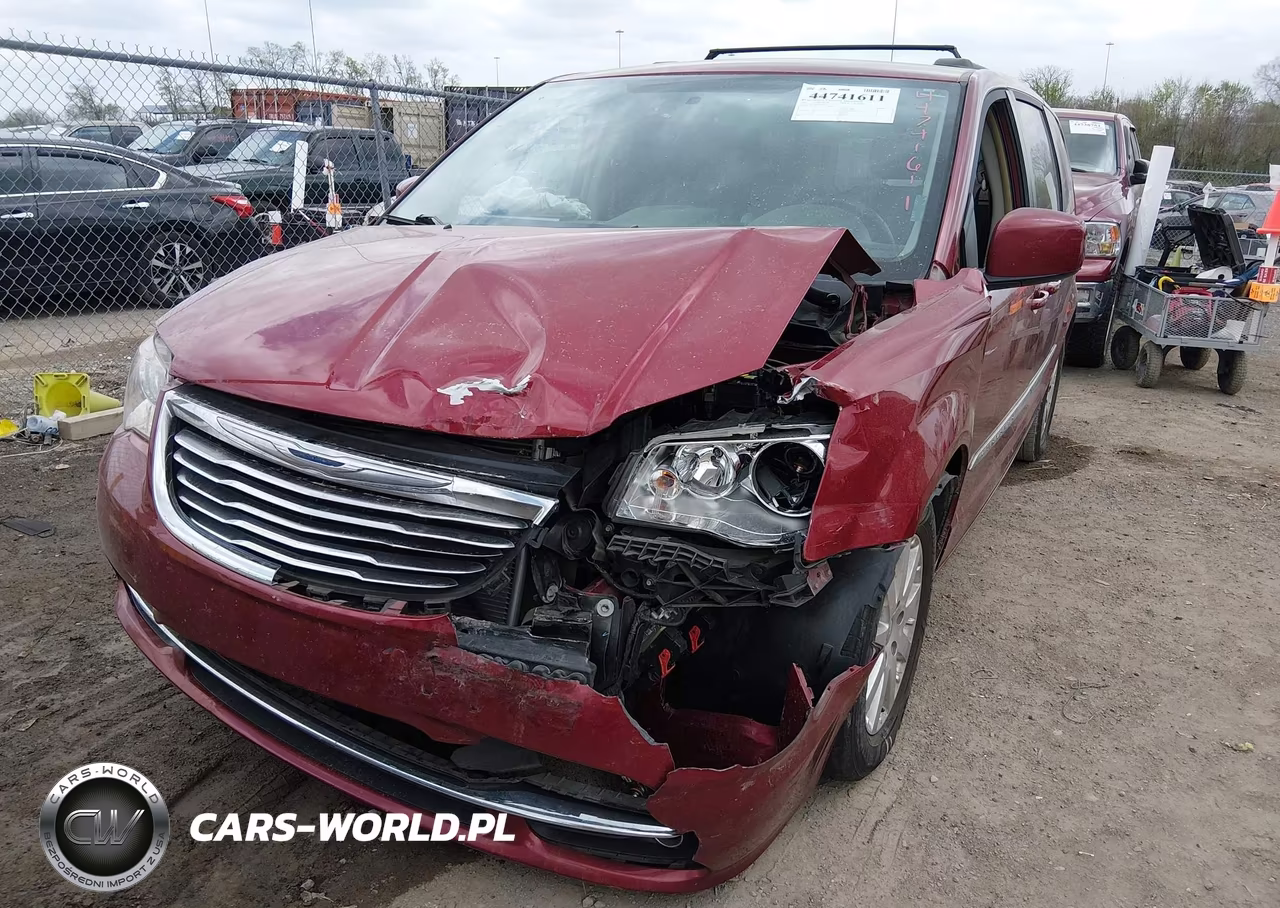 2015 Chrysler Town & Country Touring VIN:2C4RC1BG5FR563039 - 6