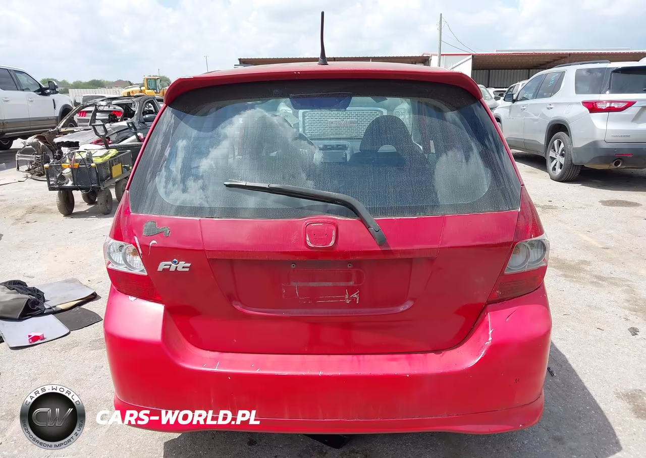 2007 Honda Fit Sport VIN:JHMGD38657S029584 - 16
