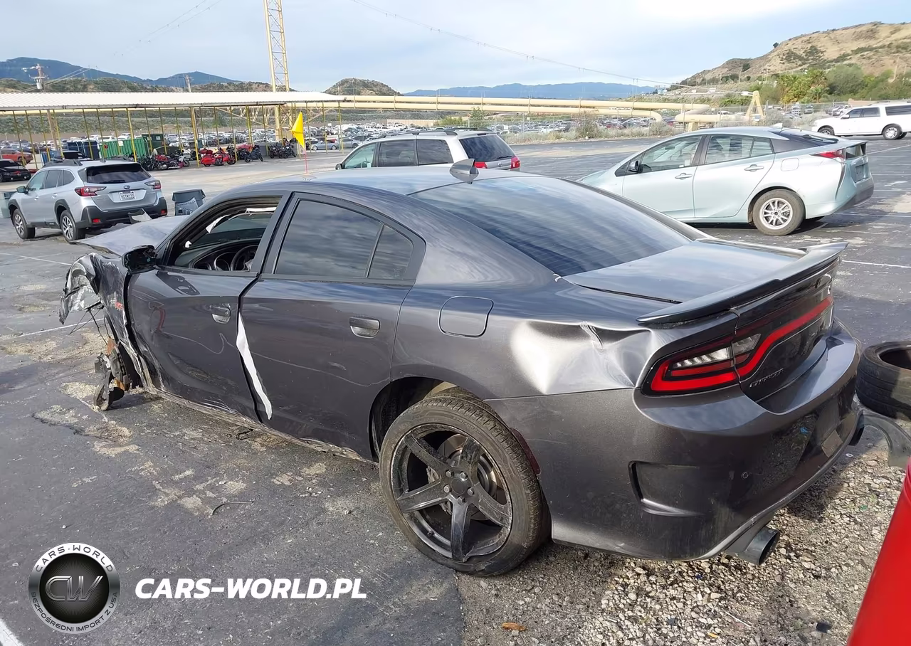 2019 Dodge Charger Scat Pack Rwd VIN:2C3CDXGJ4KH564066 - 3
