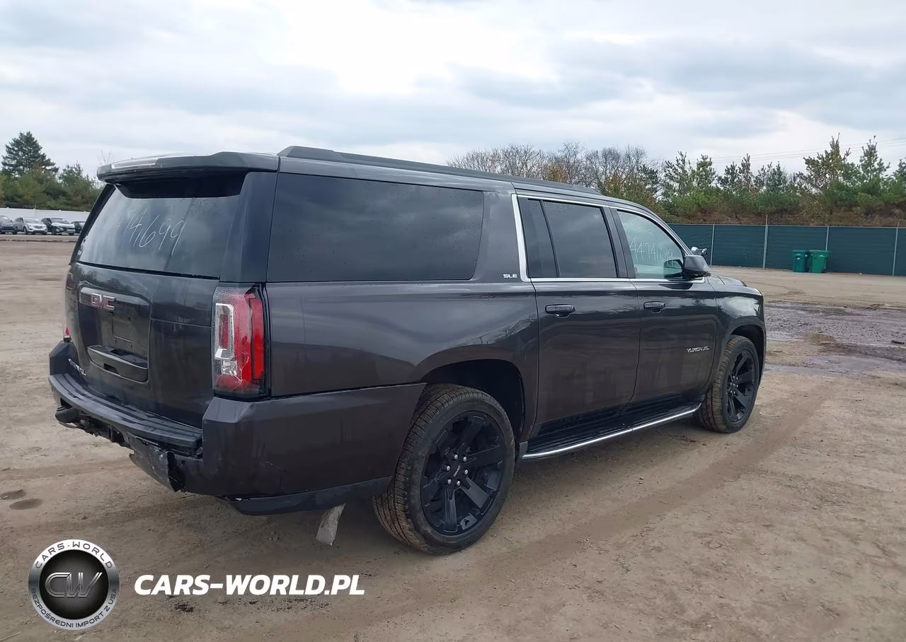 2017 GMC Yukon Xl Sle VIN:1GKS2FKC7HR356485 - 4