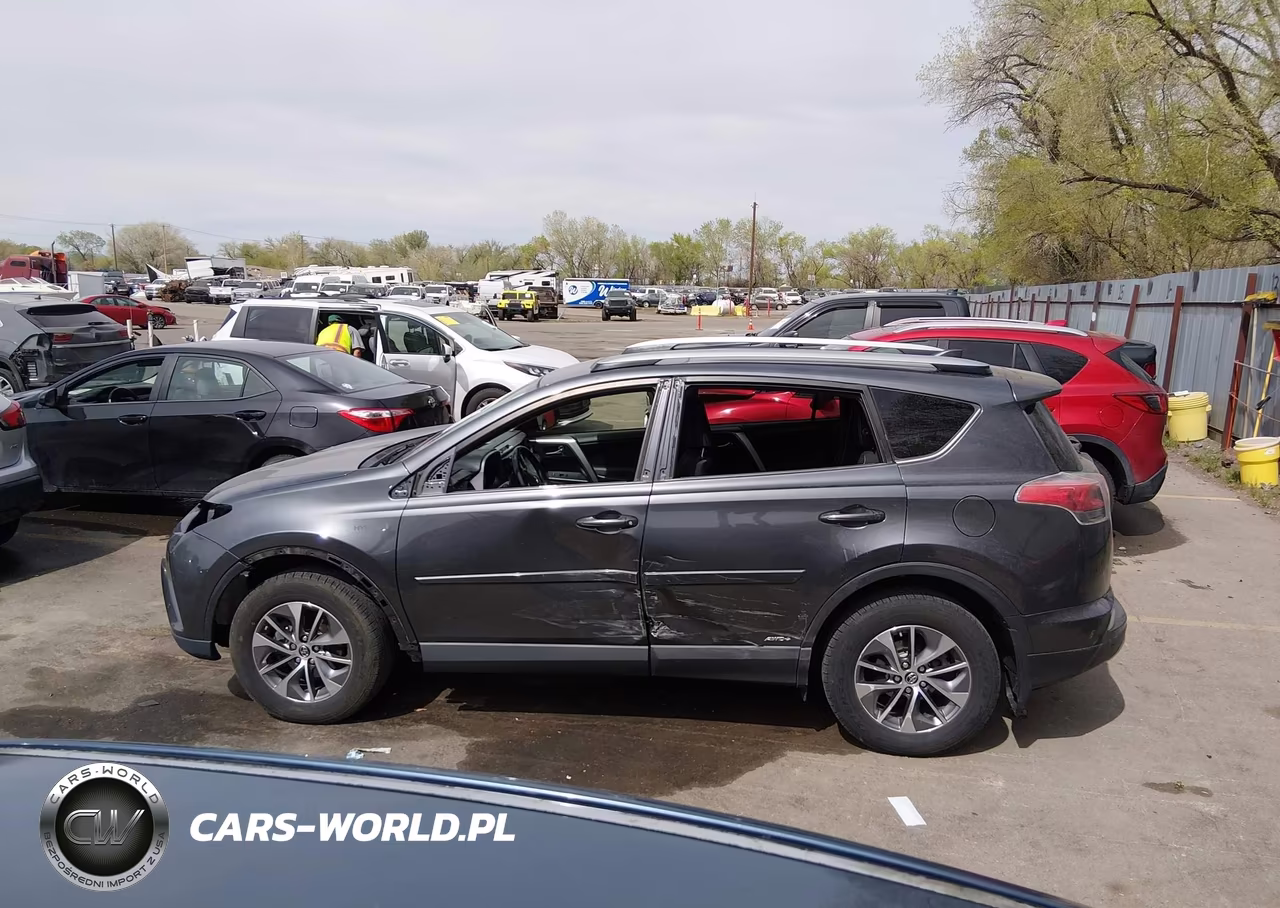 2017 Toyota Rav4 Hybrid Xle VIN:JTMRJREV5HD094684 - 15