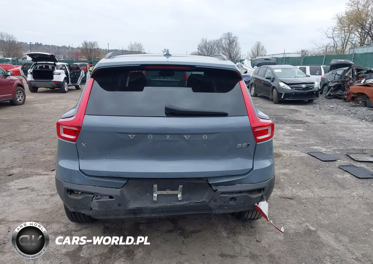 2023 Volvo Xc40 B5 Plus Dark Theme VIN:YV4L12UW3P2051217 - 16