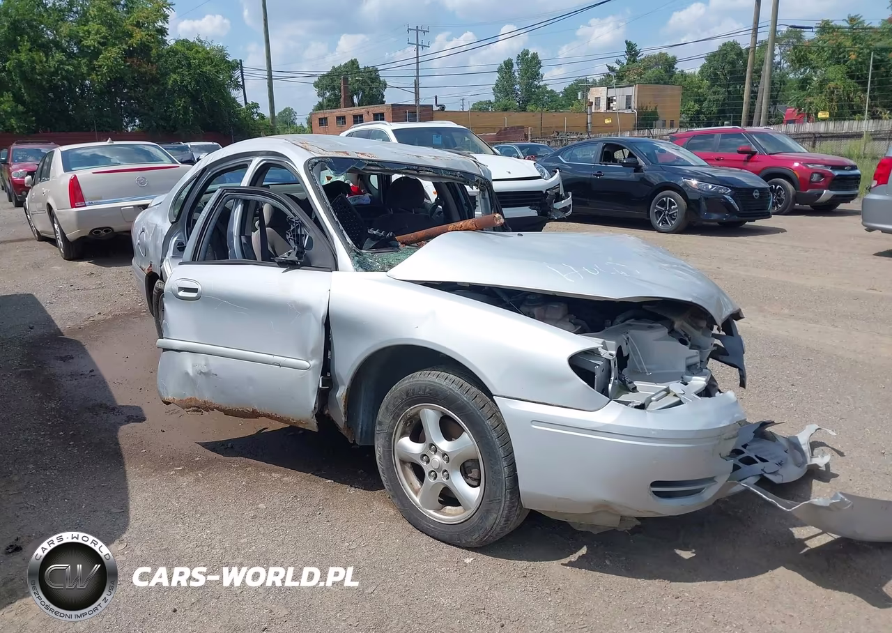 2005 Ford Taurus Se