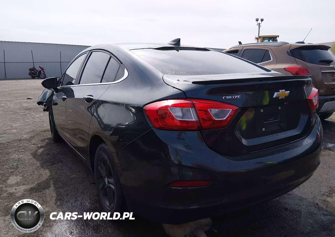 2017 Chevrolet Cruze Lt Auto VIN:1G1BE5SM7H7250015 - 3