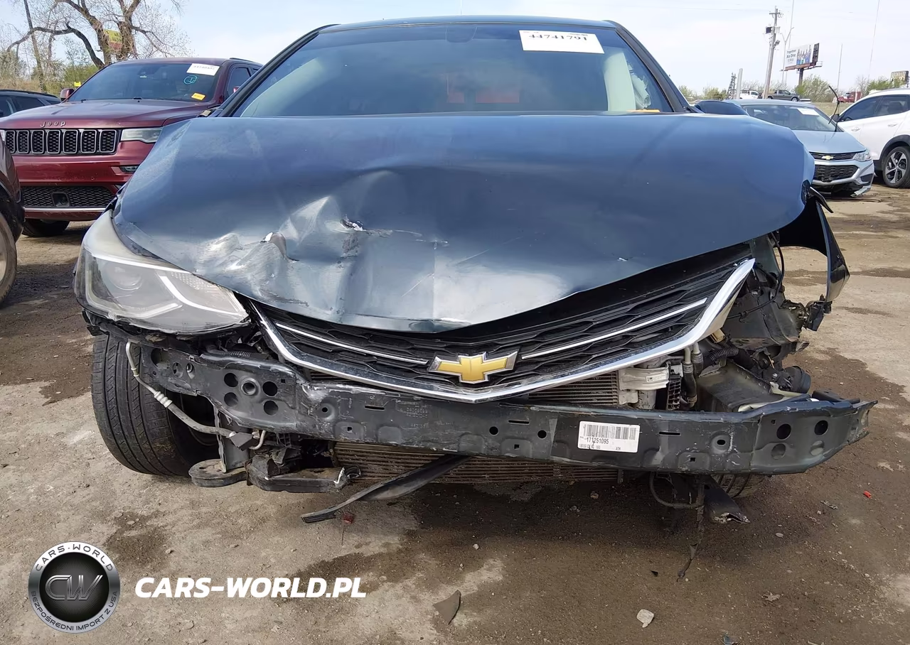 2017 Chevrolet Cruze Lt Auto VIN:1G1BE5SM7H7250015 - 6