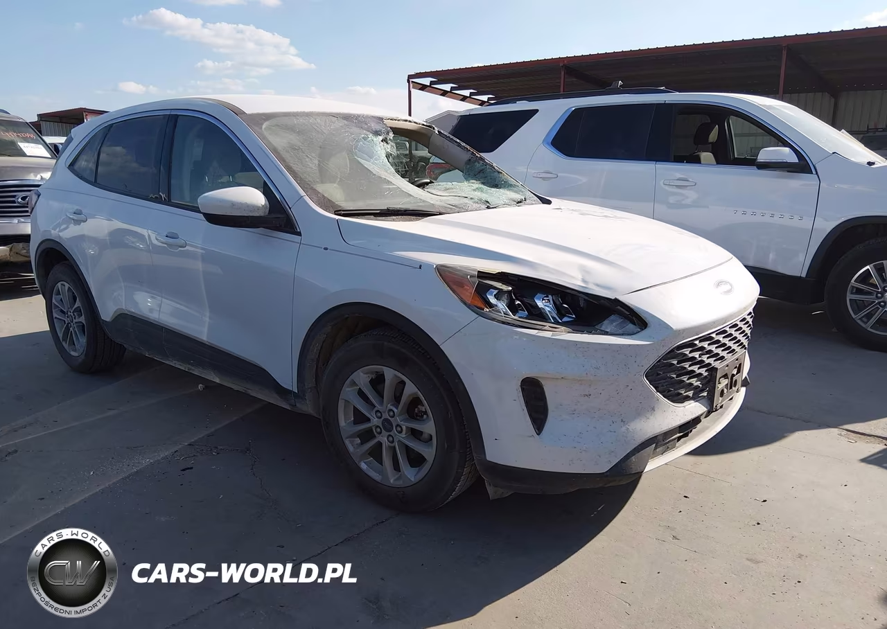 2020 Ford Escape Se