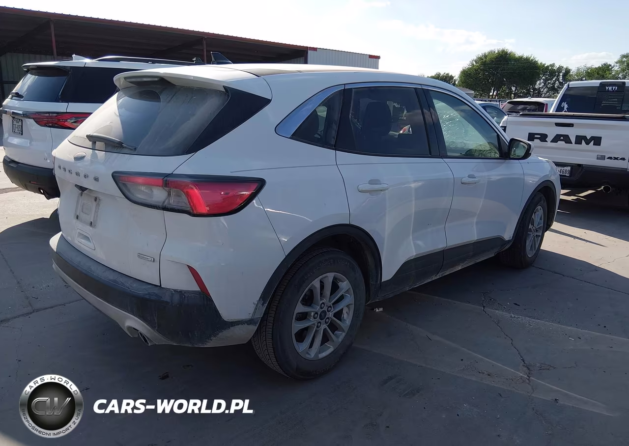 2020 Ford Escape Se VIN:1FMCU0G68LUA54859 - 4