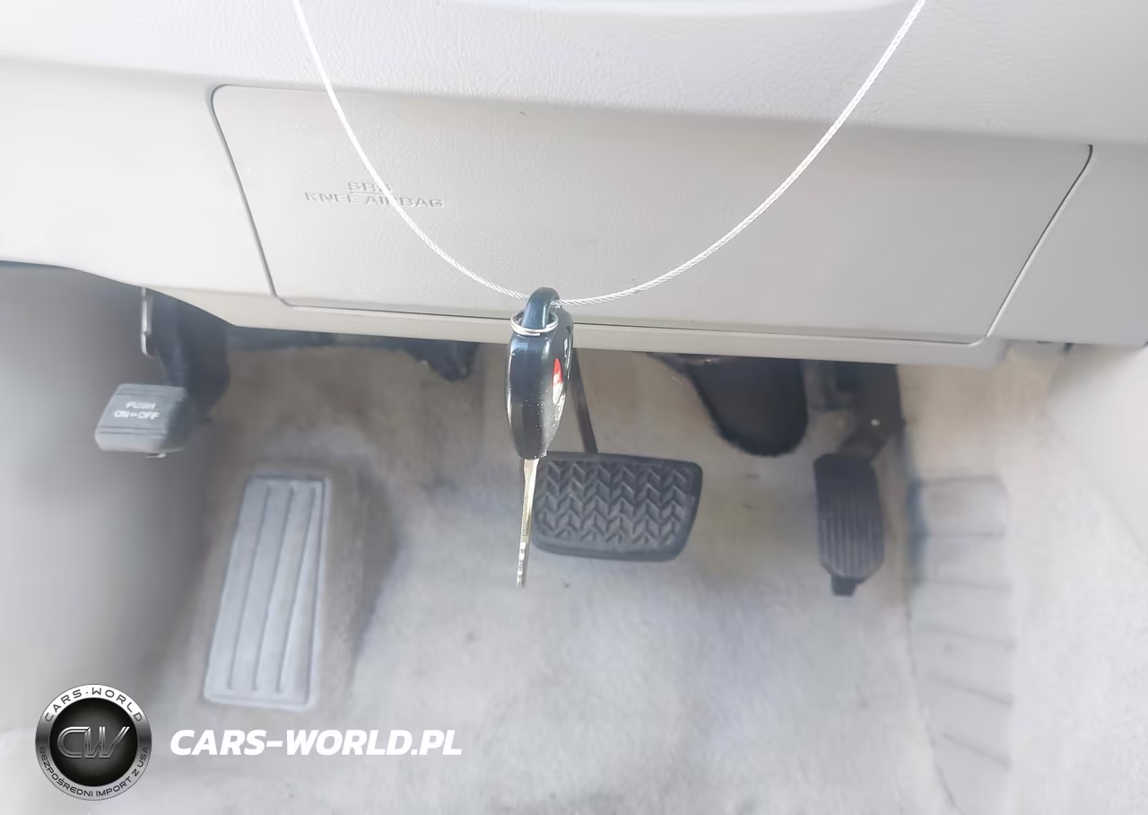 2010 Toyota Camry Le VIN:4T1BF3EKXAU113902 - 11