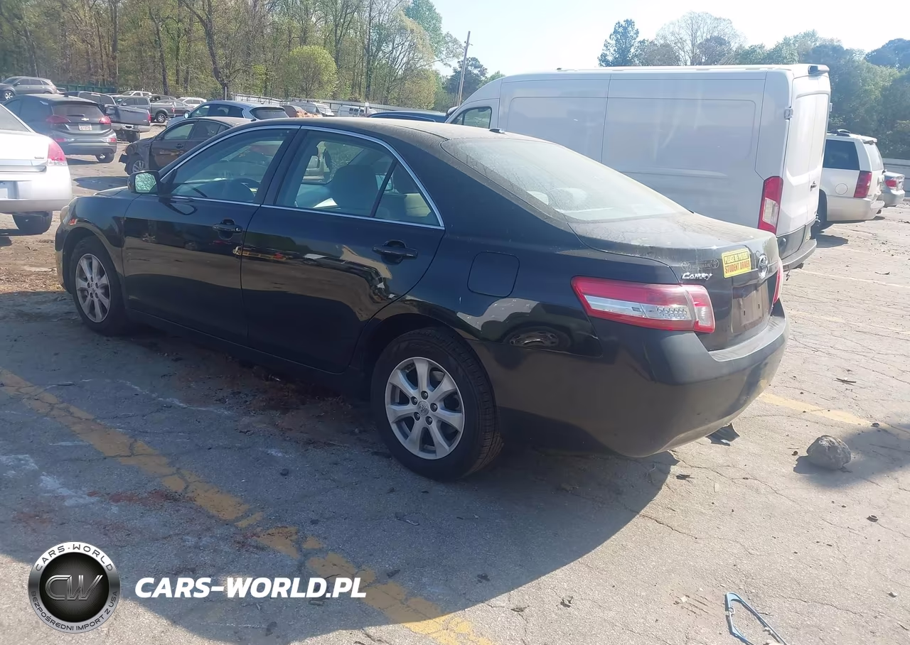 2010 Toyota Camry Le VIN:4T1BF3EKXAU113902 - 3