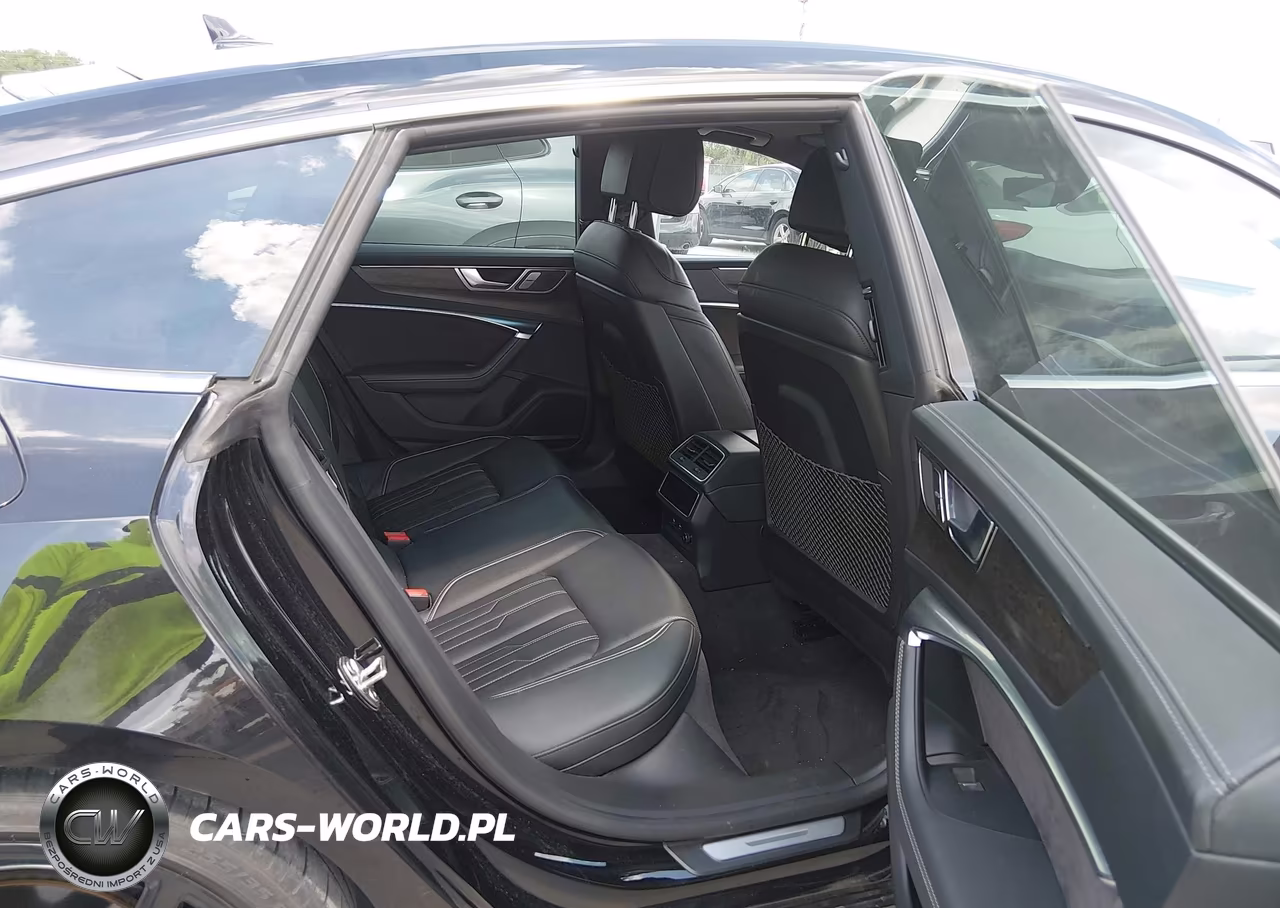 2019 Audi A7 55 Premium VIN:WAUV2AF23KN093789 - 8