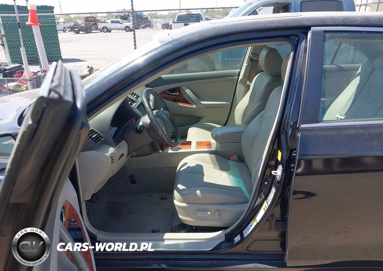 2011 Toyota Camry Hybrid VIN:4T1BB3EK1BU139432 - 18