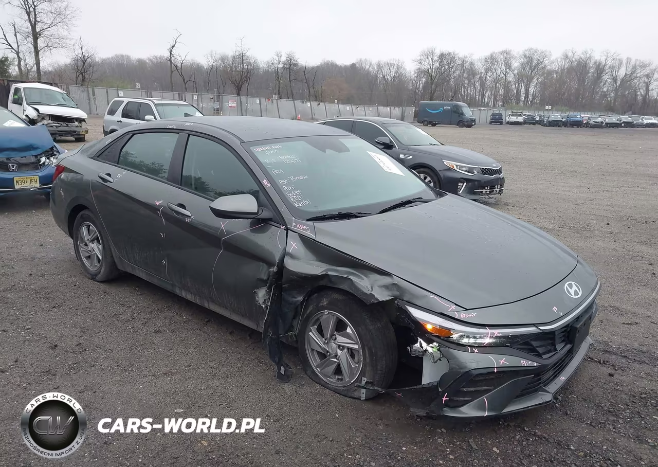 2025 Hyundai Elantra Se – zdjęcie 1 z 17