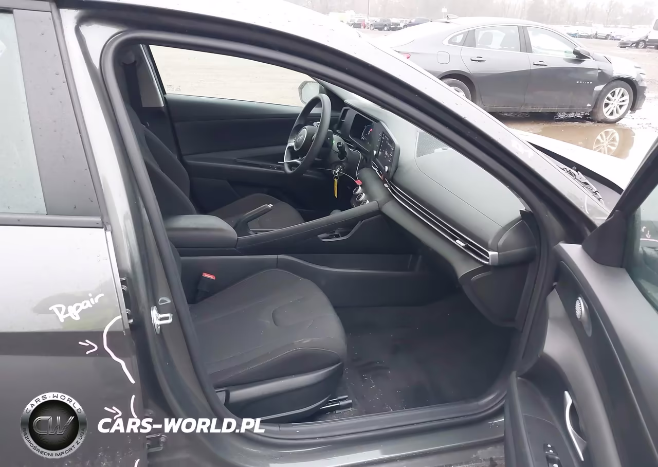 2025 Hyundai Elantra Se VIN:KMHLL4DG1SU941130 - 5