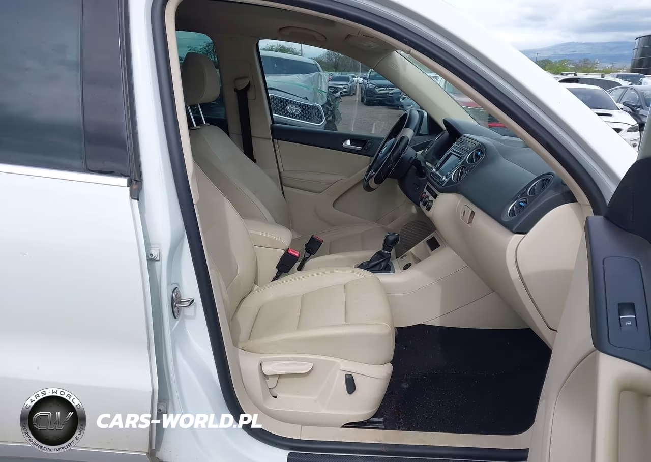 2015 Volkswagen Tiguan Se VIN:WVGAV7AX2FW607352 - 5