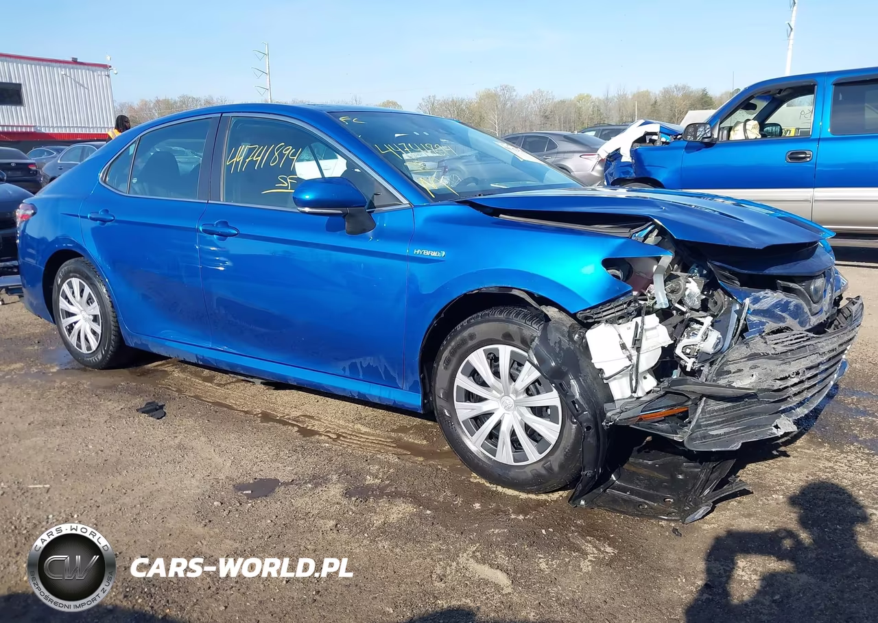 2020 Toyota Camry Le Hybrid