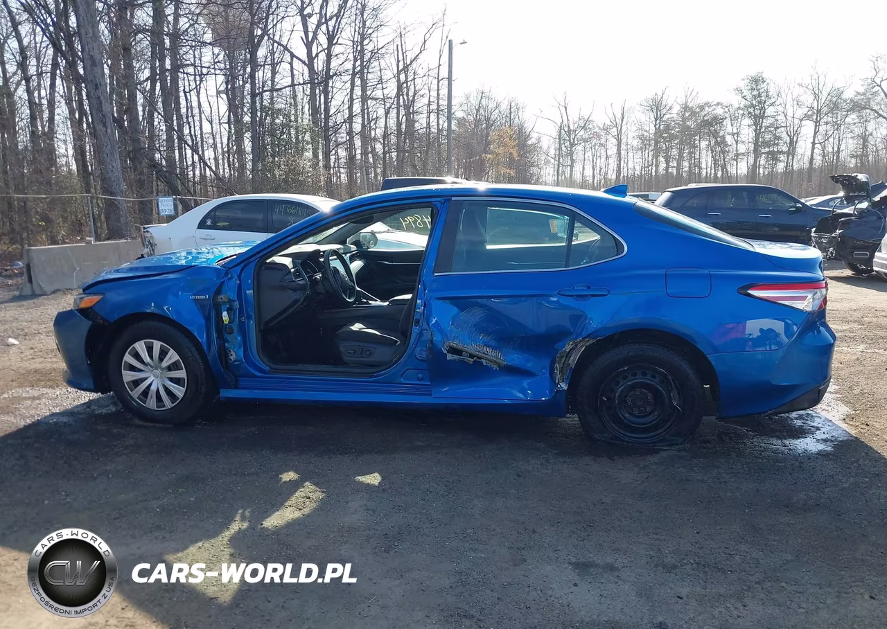 2020 Toyota Camry Le Hybrid VIN:4T1L31AK5LU010817 - 15