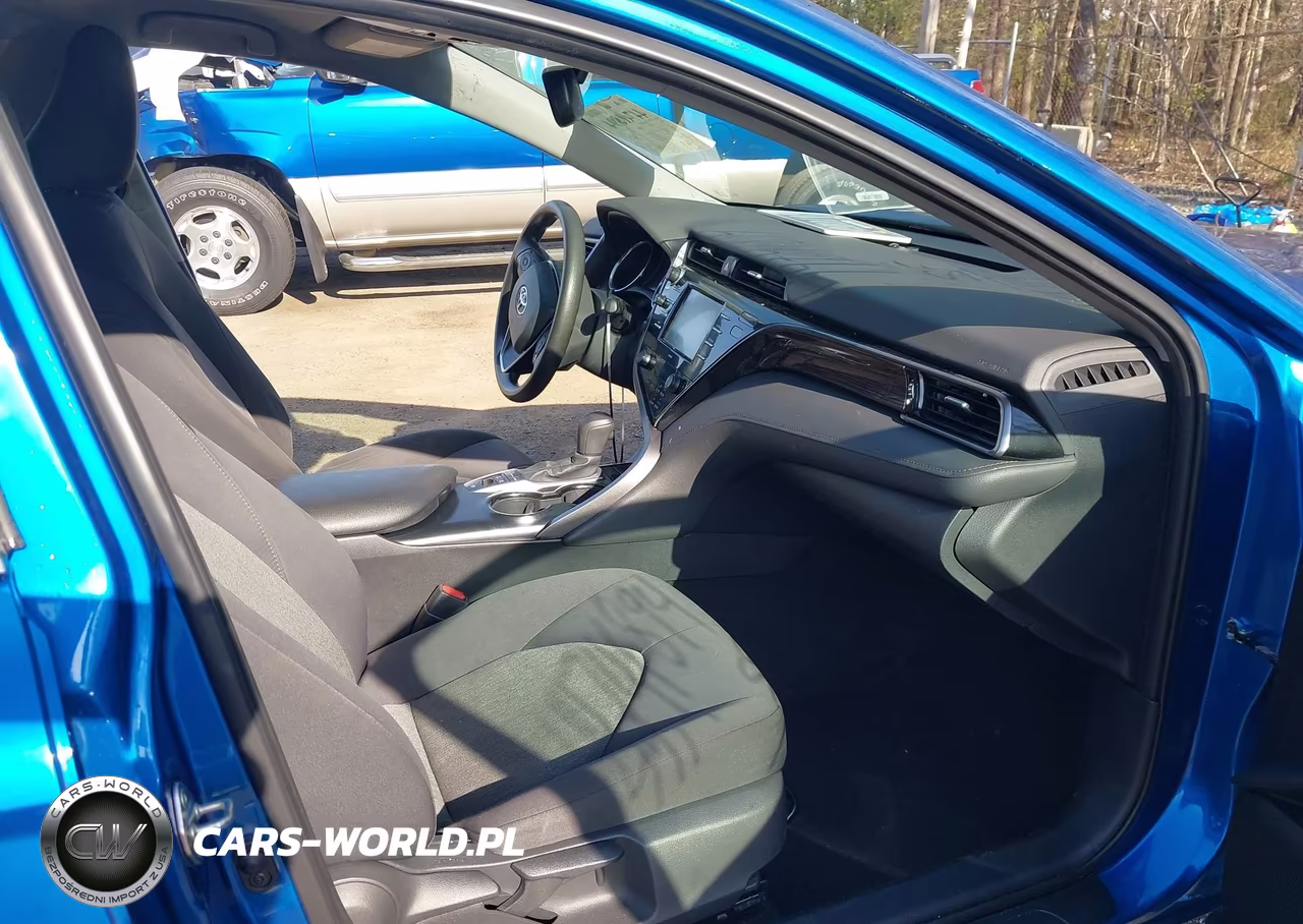 2020 Toyota Camry Le Hybrid VIN:4T1L31AK5LU010817 - 5