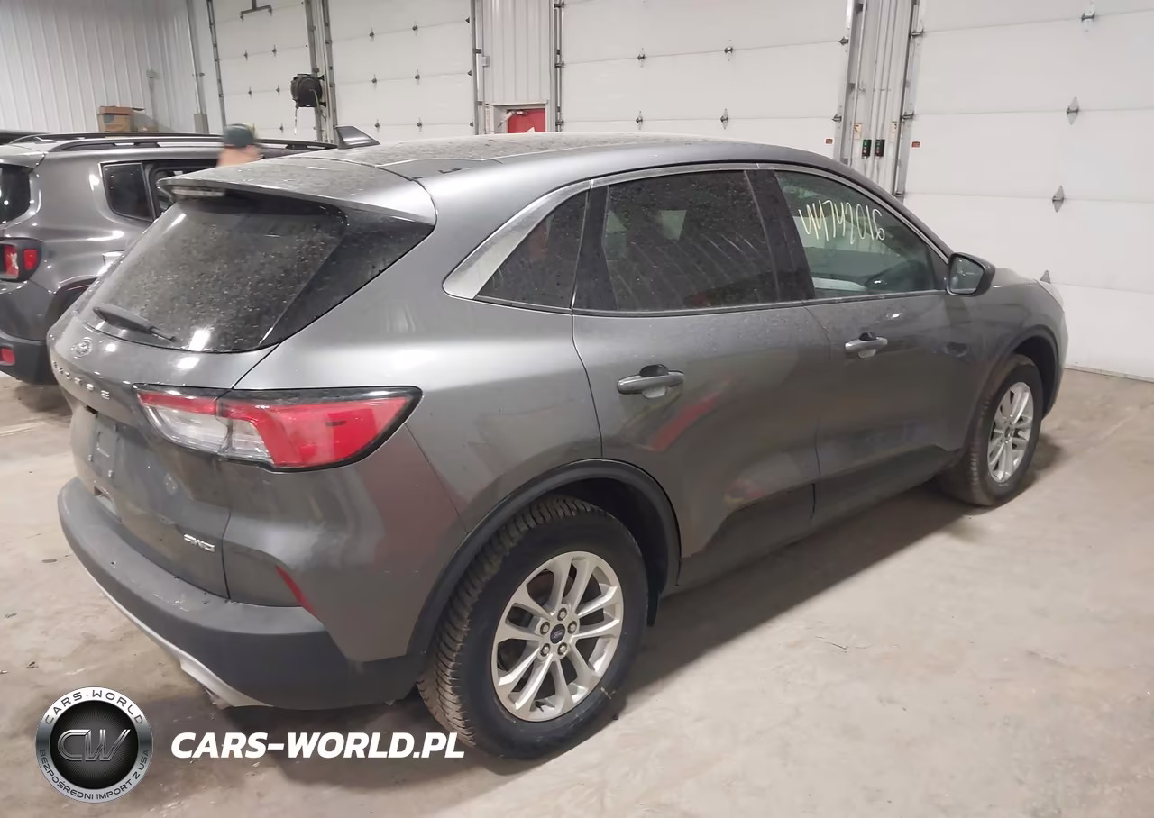 2021 Ford Escape Se VIN:1FMCU9G68MUA07742 - 4