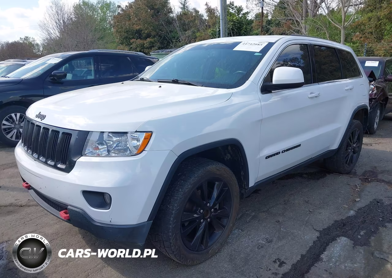 2013 Jeep Grand Cherokee Laredo Altitude VIN:1C4RJFAG4DC599797 - 2