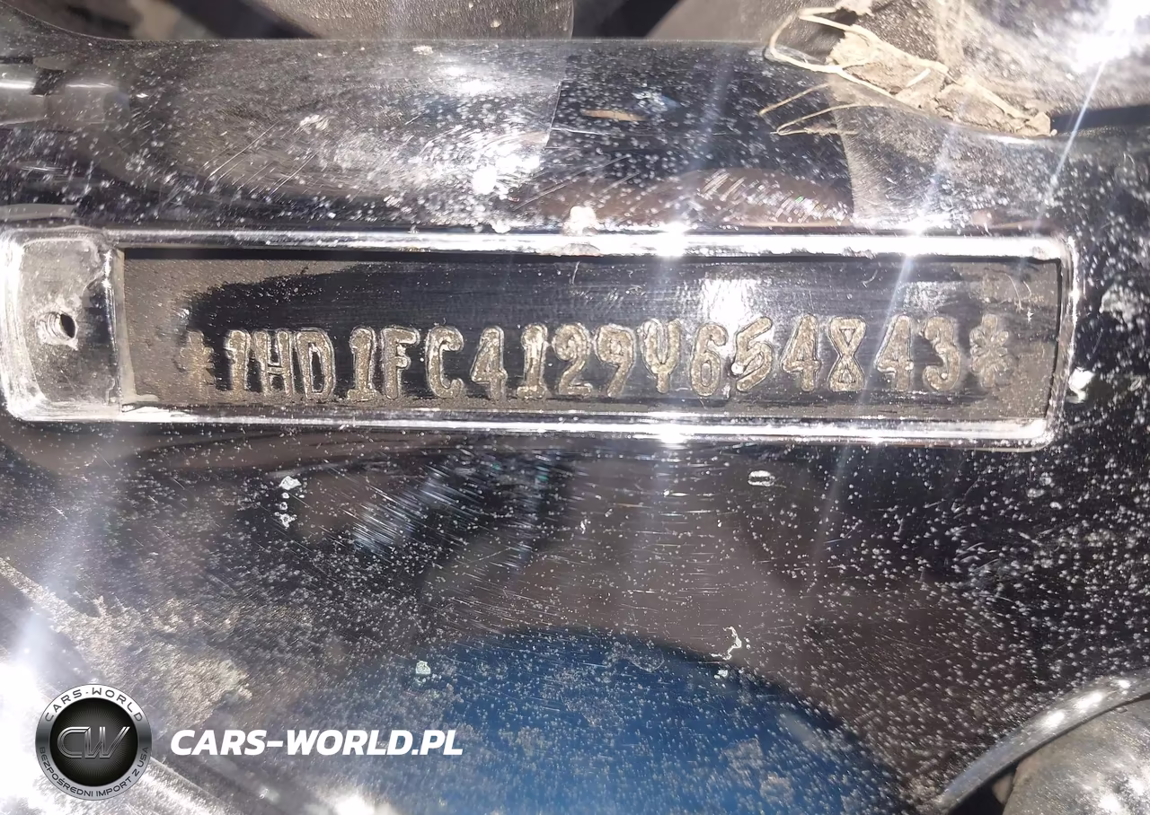 2009 Harley-Davidson Flhtcu VIN:1HD1FC4129Y654843 - 10