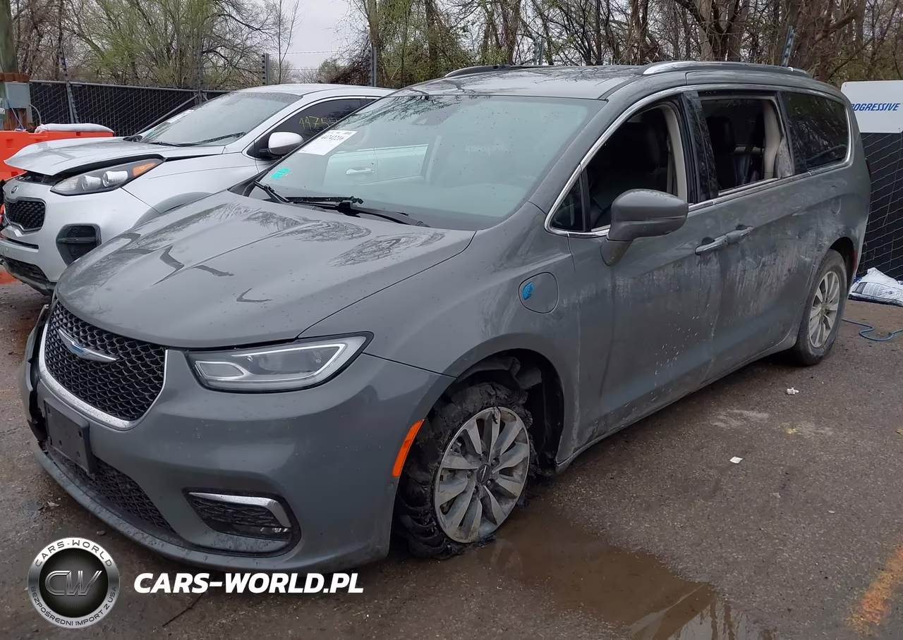 2021 Chrysler Pacifica Hybrid Touring L VIN:2C4RC1L75MR605964 - 2