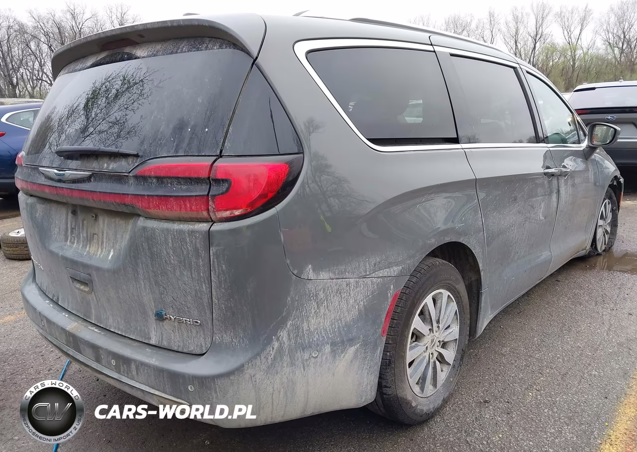2021 Chrysler Pacifica Hybrid Touring L VIN:2C4RC1L75MR605964 - 4