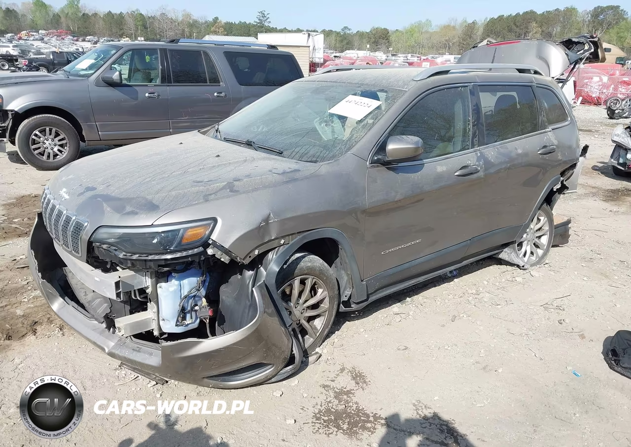 2019 Jeep Cherokee Latitude Fwd VIN:1C4PJLCB8KD164781 - 2