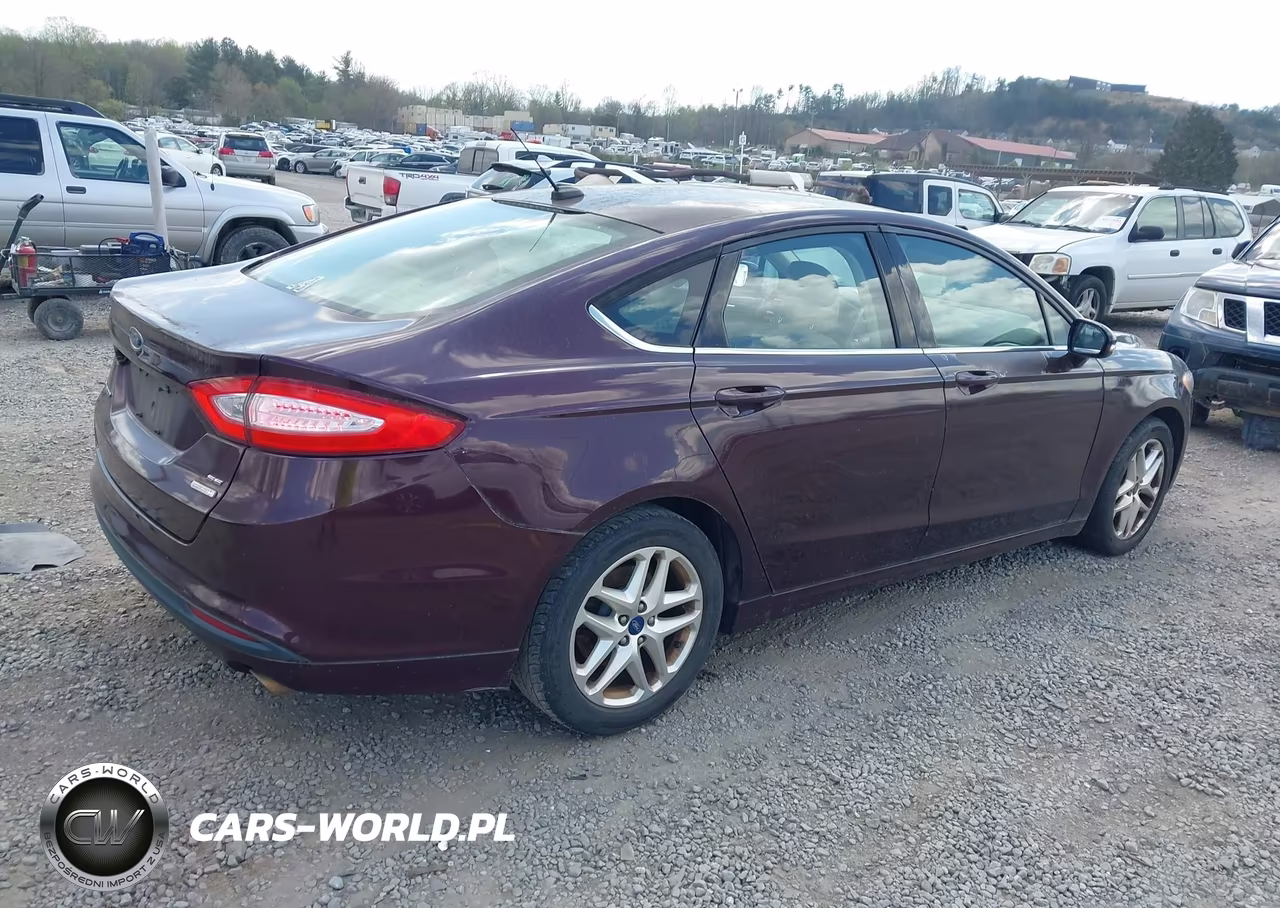 2013 Ford Fusion Se VIN:3FA6P0HR4DR110537 - 4