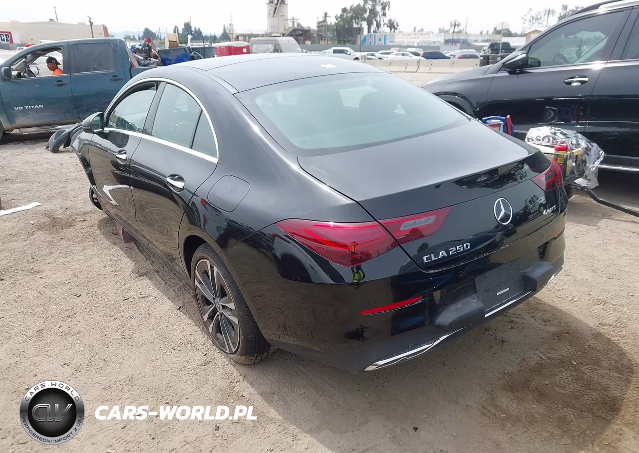 2025 Mercedes-Benz Cla 250 Coupe 4Matic VIN:W1K5J4HB5SN555229 - 3