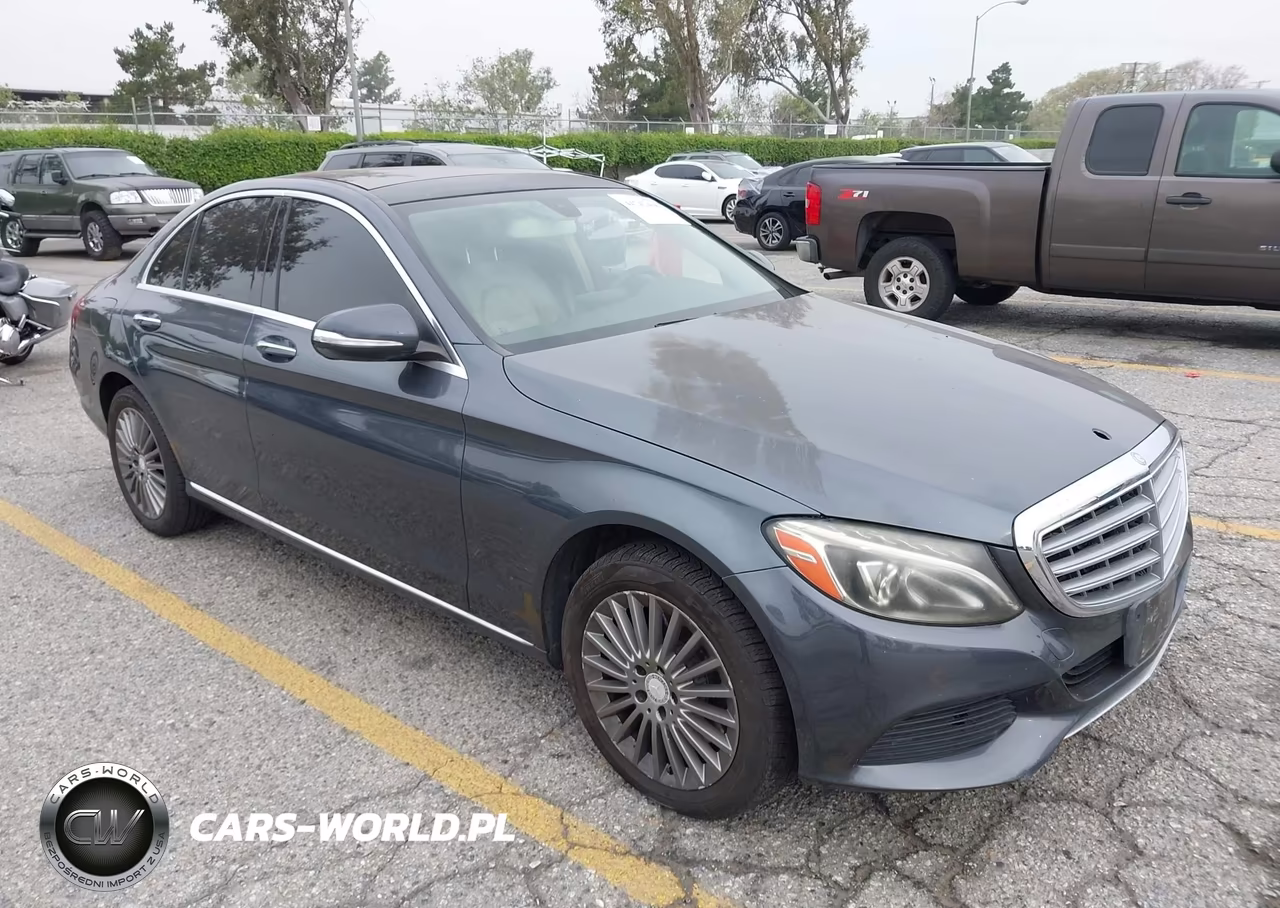 2015 Mercedes-Benz C 300 Luxury 4Matic