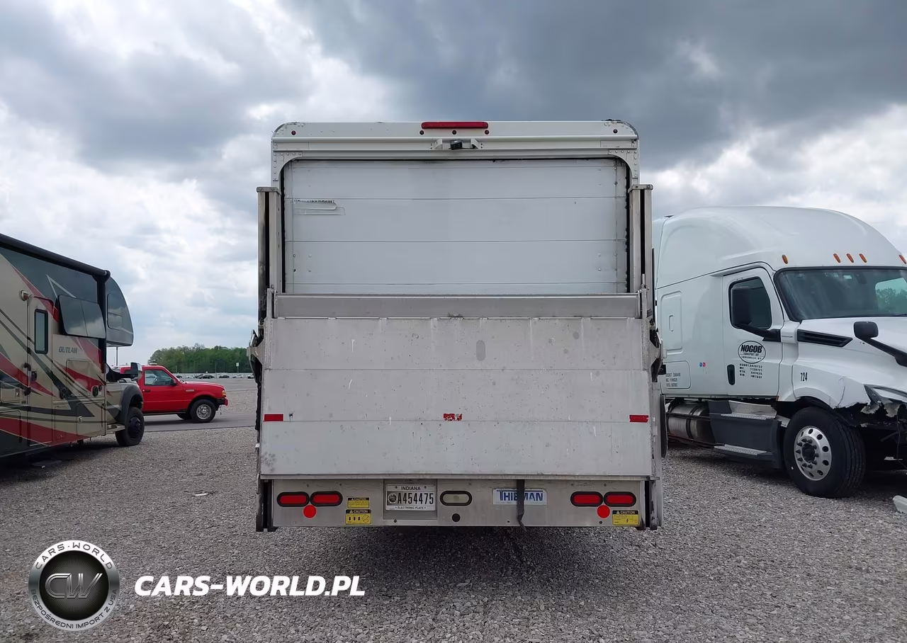 2012 Freightliner Chassis M Line Walk-In Van VIN:4UZAC3DV8CCBT7157 - 16