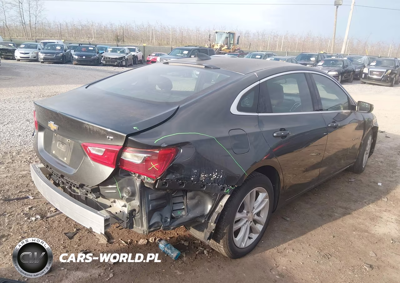 2017 Chevrolet Malibu 1Lt VIN:1G1ZE5ST7HF181841 - 4
