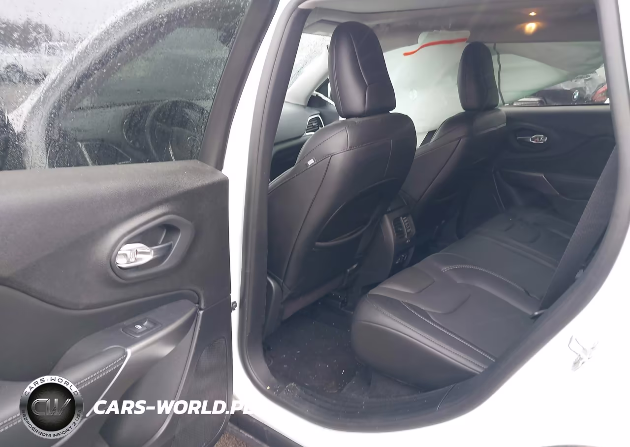 2021 Jeep Cherokee Limited 4X4 VIN:1C4PJMDX4MD212411 - 8